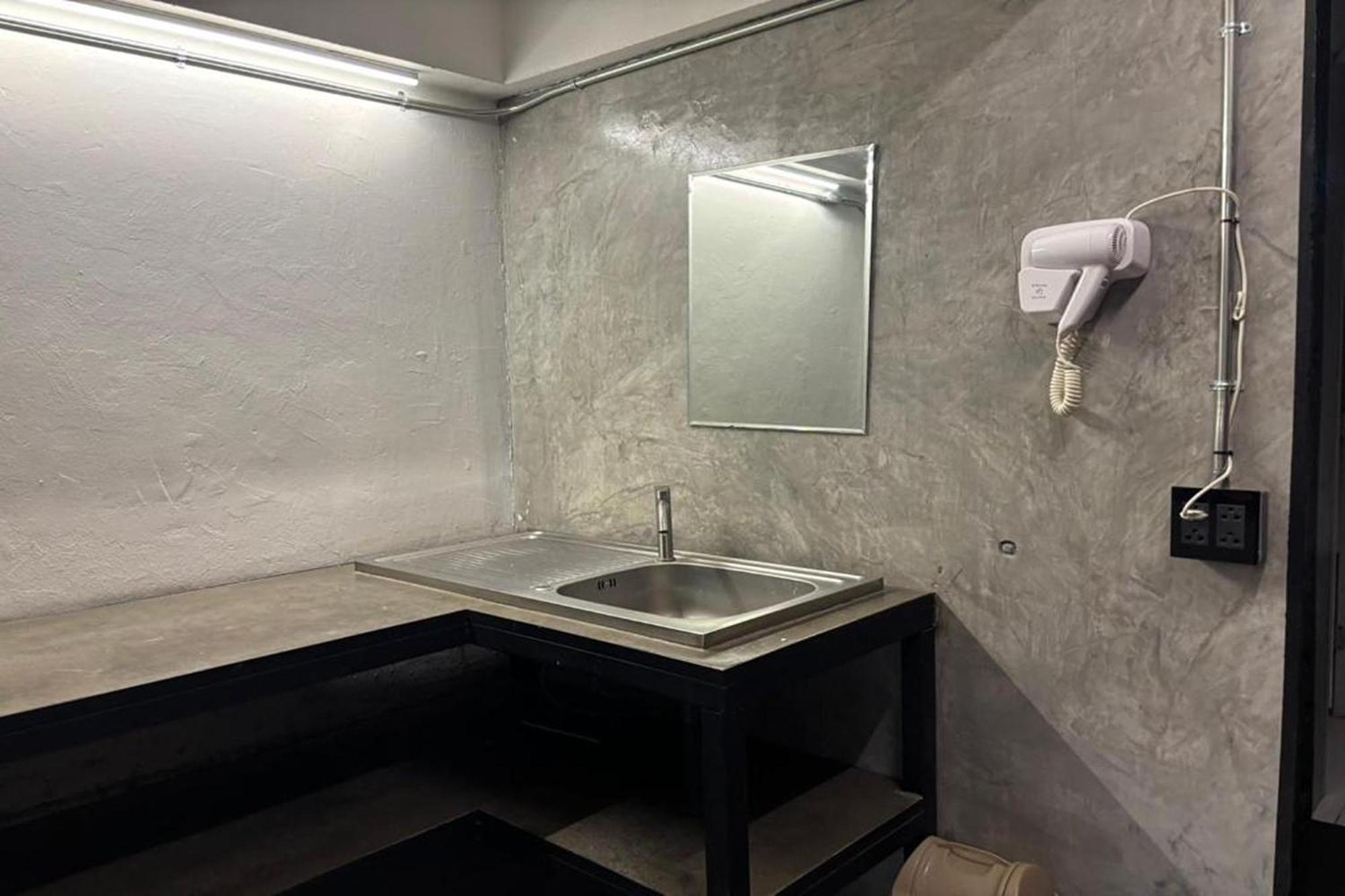 Kayan Hostel Csiangmaj Kültér fotó