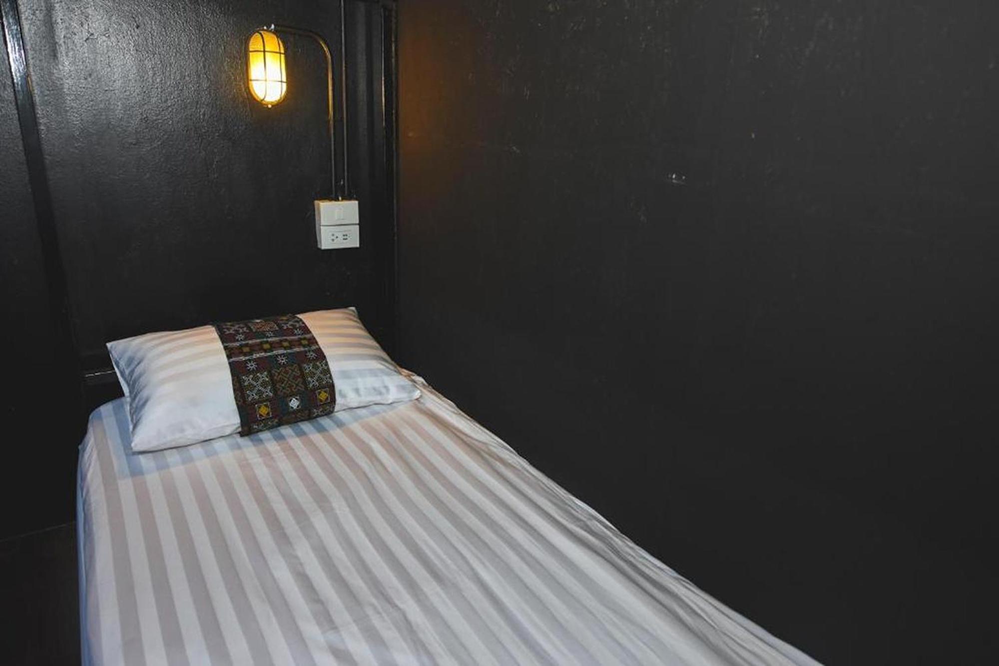 Kayan Hostel Csiangmaj Kültér fotó